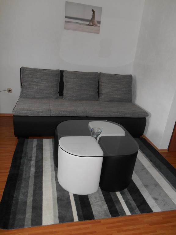 House Mihaela&Nina Apartment เซลิสเต เดรซิสโก ภายนอก รูปภาพ