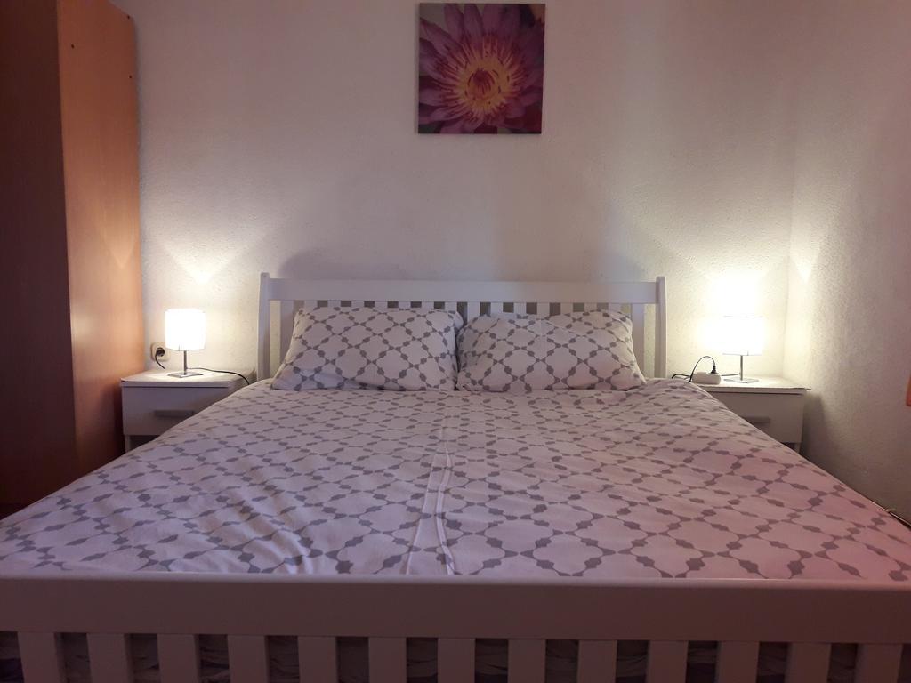 House Mihaela&Nina Apartment เซลิสเต เดรซิสโก ห้อง รูปภาพ